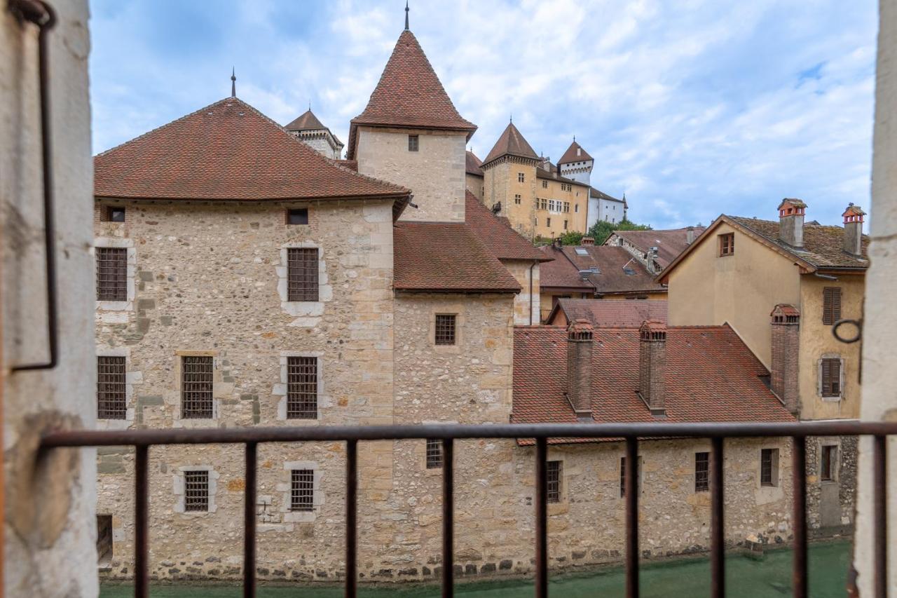 Les Suites D'Anniciaca - Hyper Centre Avec Vue Sur Le Chateau Анси Экстерьер фото