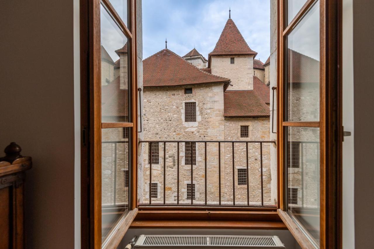 Les Suites D'Anniciaca - Hyper Centre Avec Vue Sur Le Chateau Анси Экстерьер фото